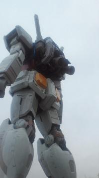ガンダム背後.jpg